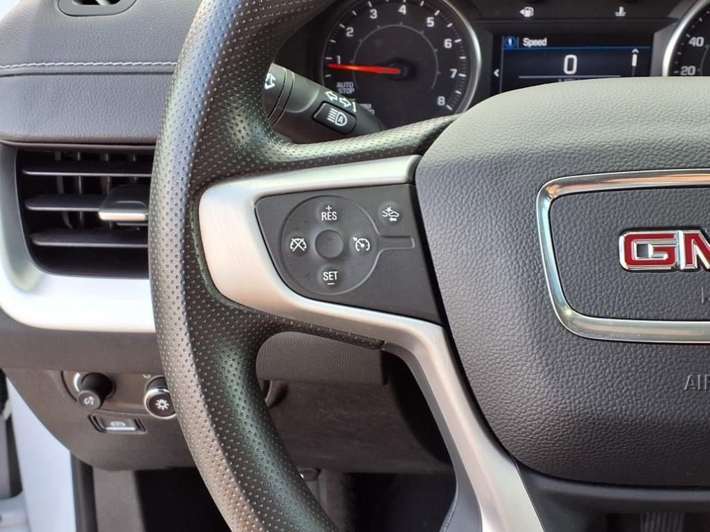 Used 2023 GMC Terrain SLE w/ Driver Convenience Package image 17
