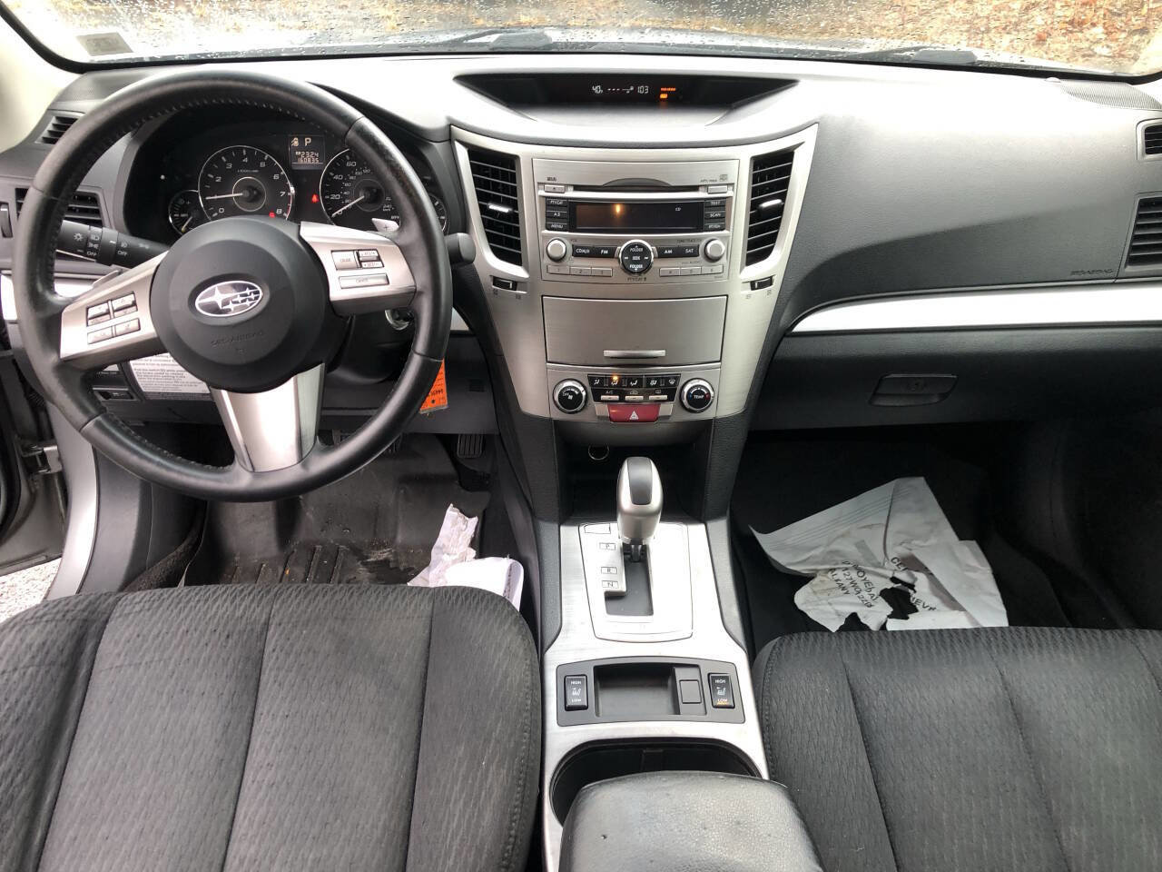 Used 2011 Subaru Outback 2.5i Premium w/ All-Weather Pkg AWD/4WD image 8