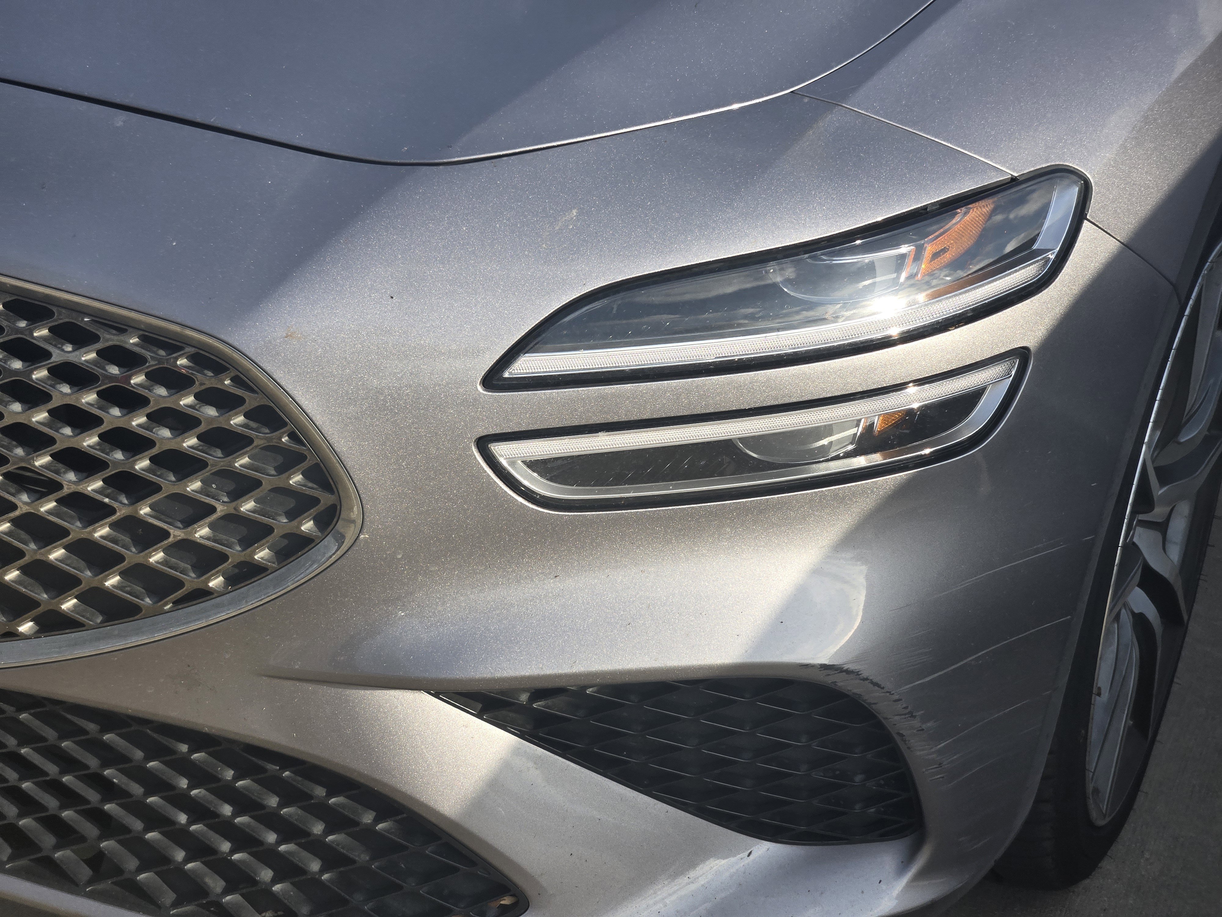 Used 2023 Genesis G70 2.0T image 9