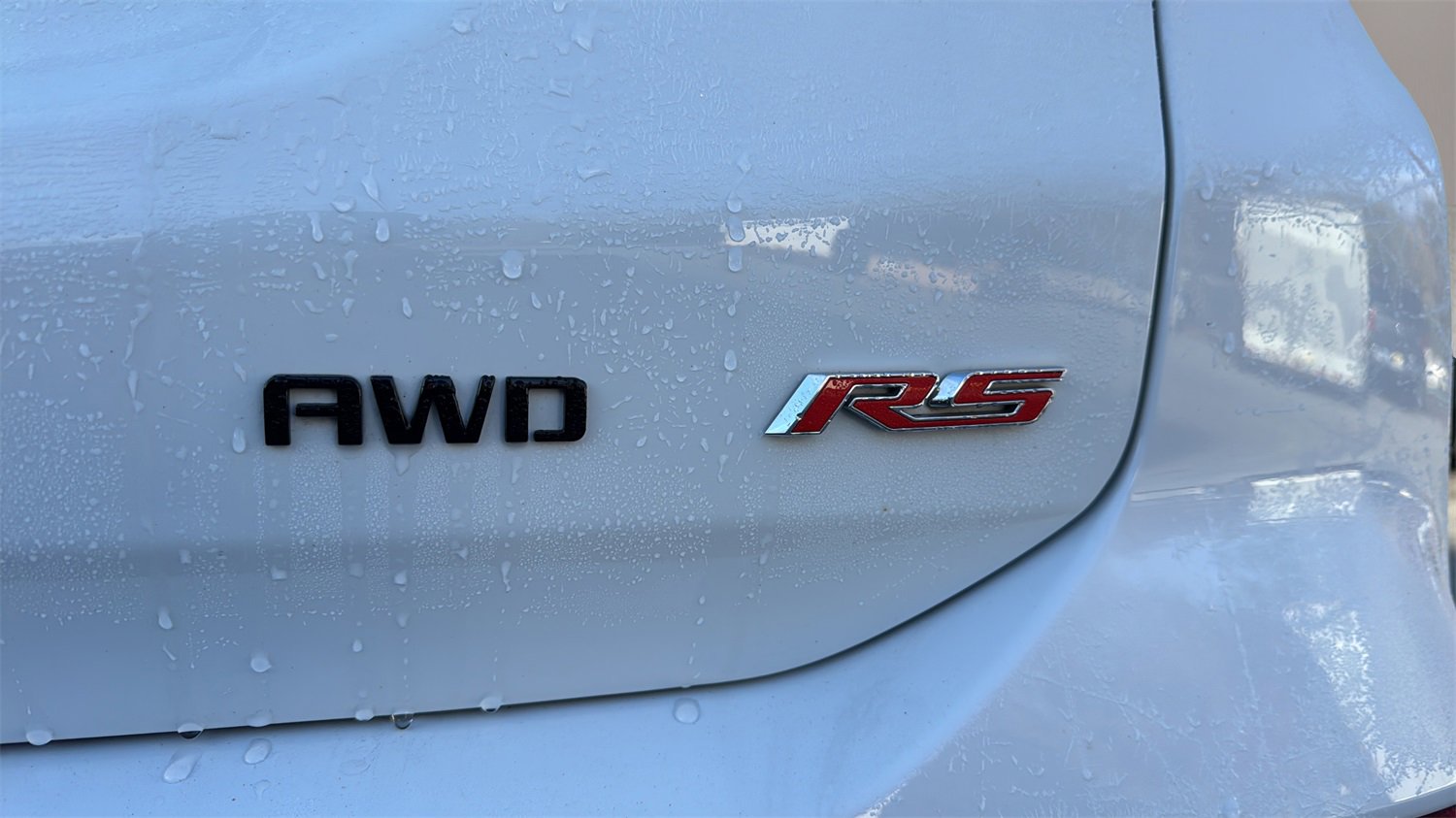 Used 2022 Chevrolet Equinox RS w/ LPO, Floor Liner Package image 10