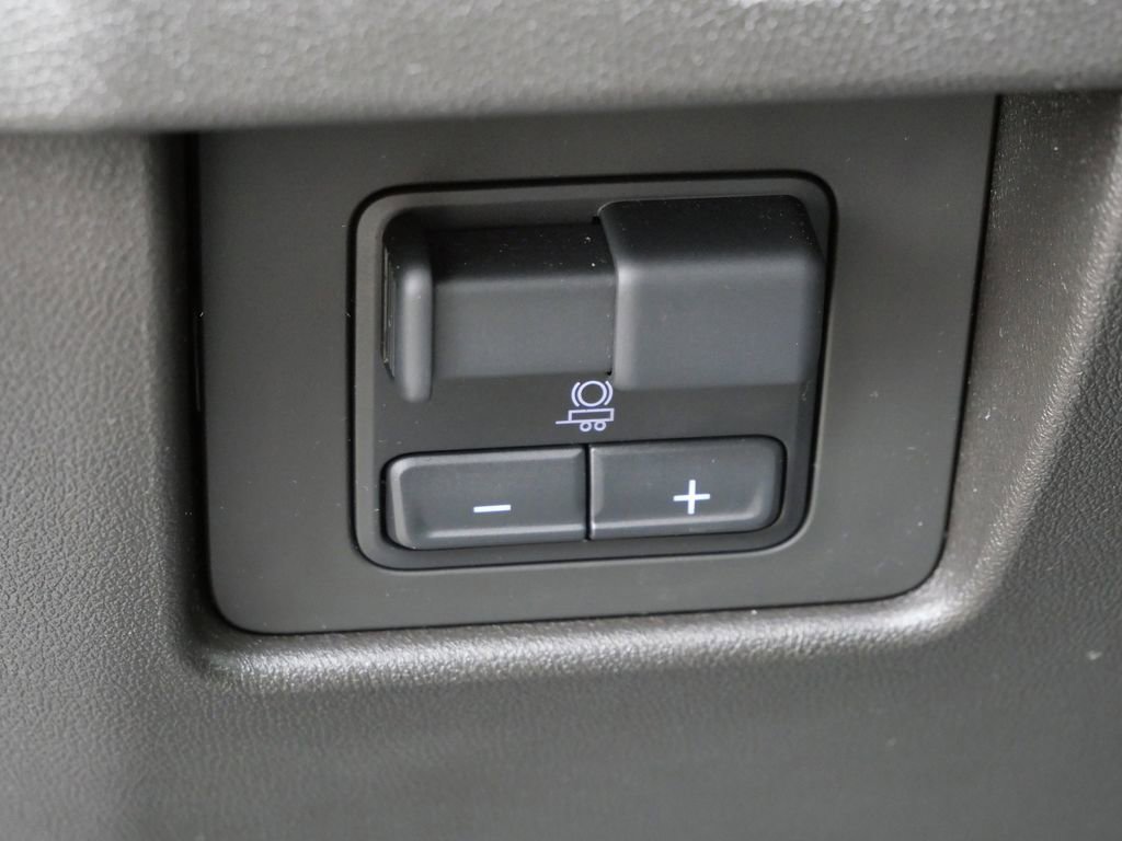 Used 2024 GMC Canyon Denali image 34