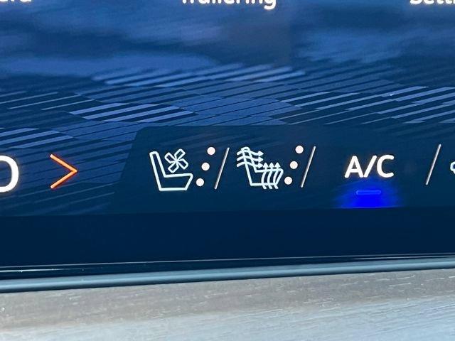 New 2026 Chevrolet Tahoe High Country w/ Sun And Tow Package AWD/4WD image 32