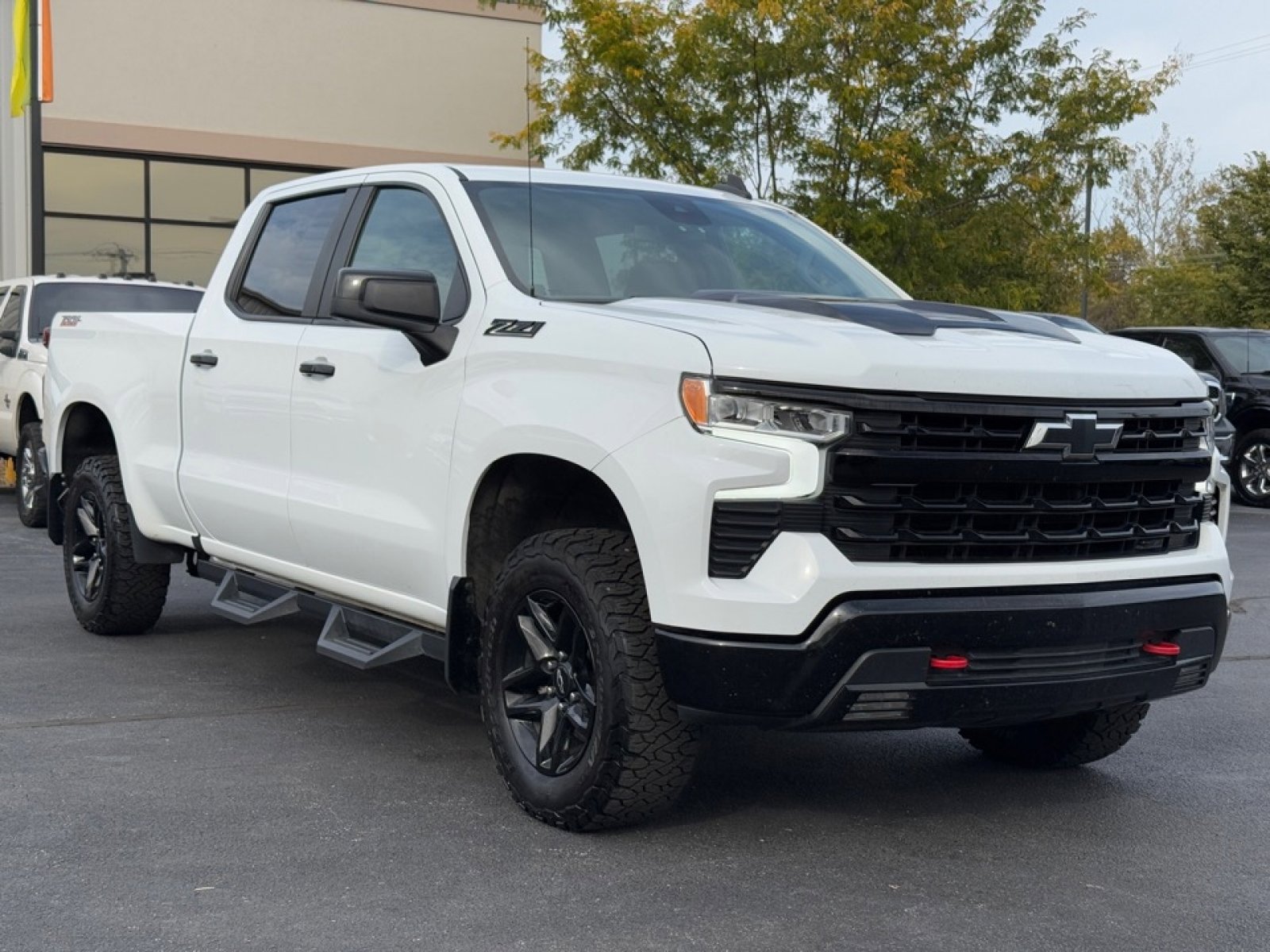 Used 2023 Chevrolet Silverado 1500 LT Trail Boss w/ Protection Package image 2