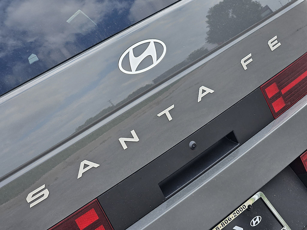 New 2026 Hyundai Santa Fe SE FWD image 11