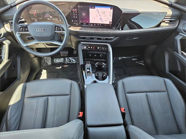 Certified 2025 Audi Q5 Premium w/ Convenience Package AWD/4WD image 18