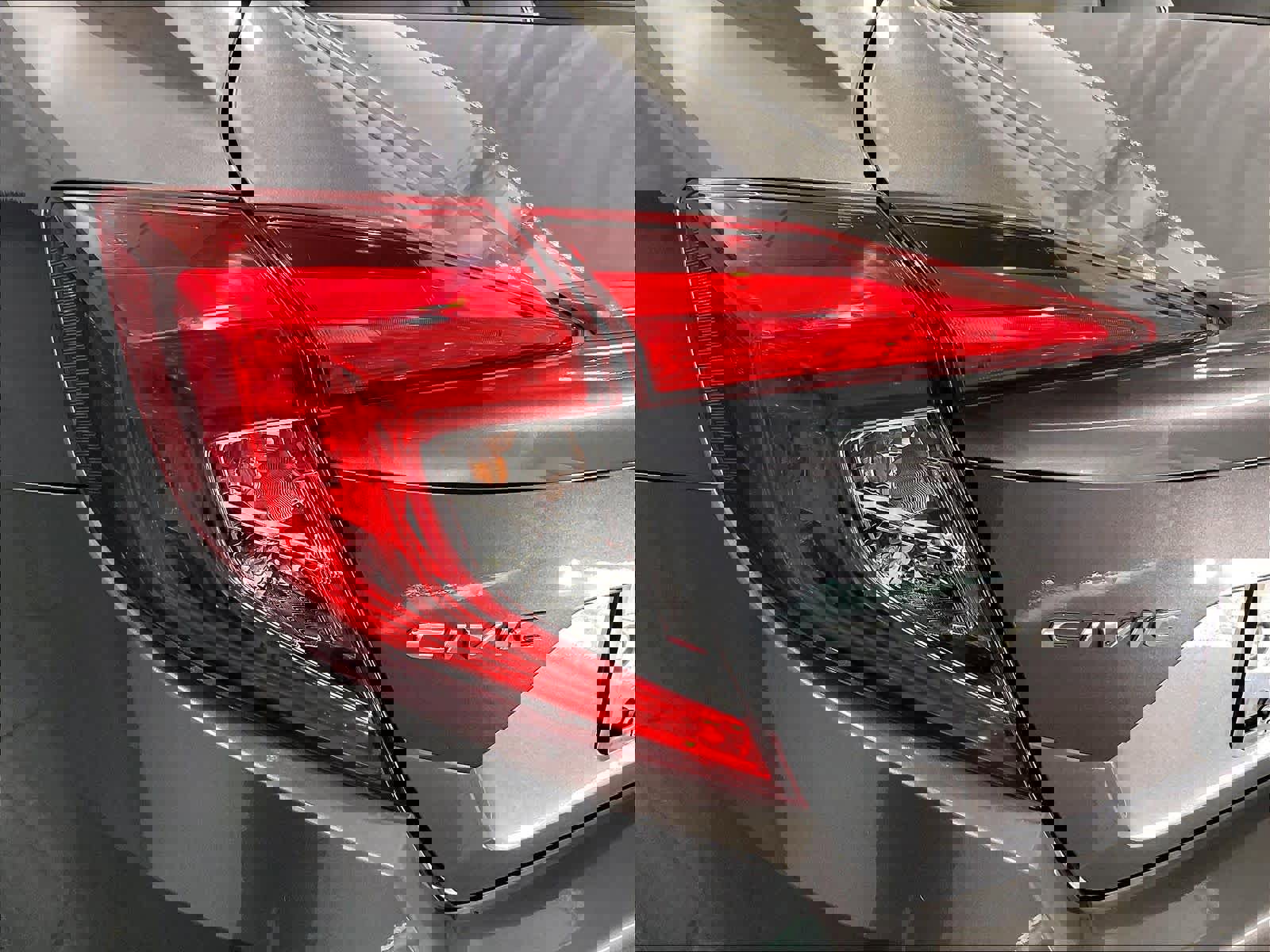 Used 2019 Honda Civic EX image 32