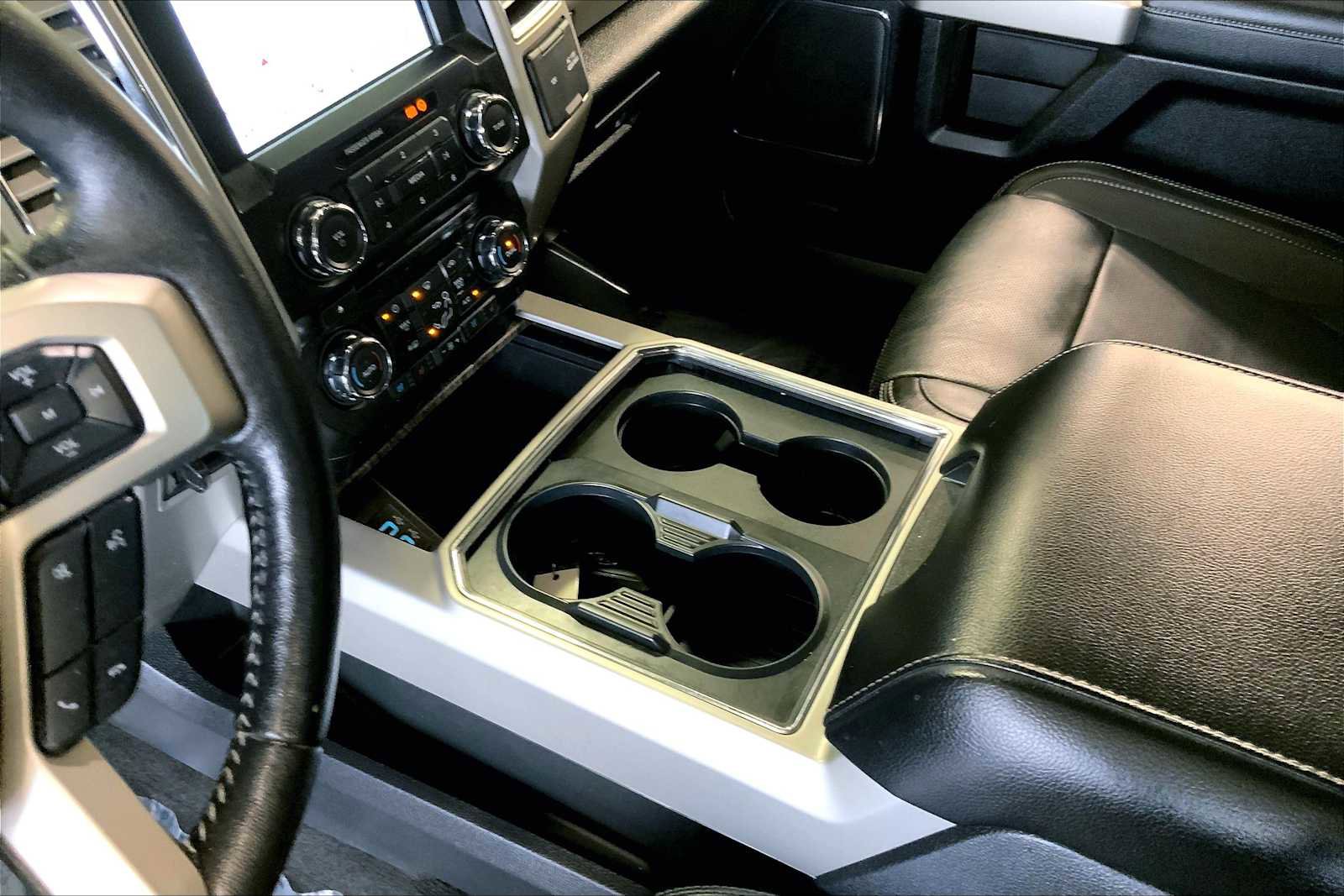 Used 2017 Ford F350 Lariat w/ Lariat Ultimate Package image 16