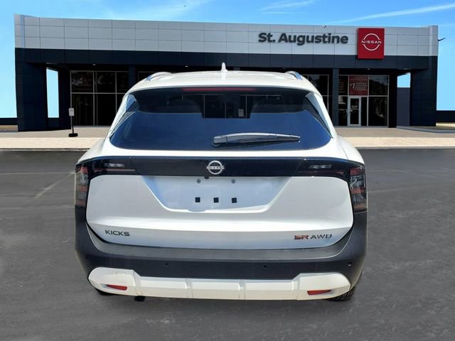 New 2025 Nissan Kicks SR image 5