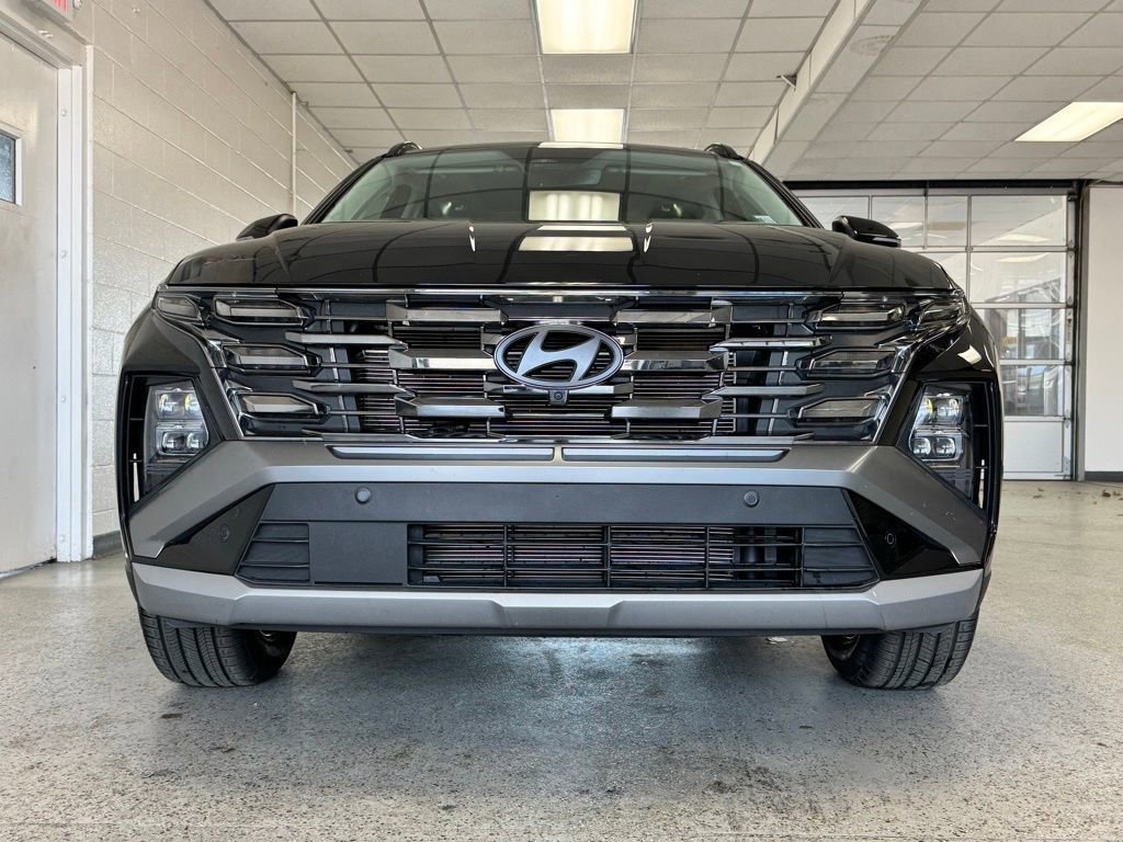 Used 2025 Hyundai Tucson Limited image 4