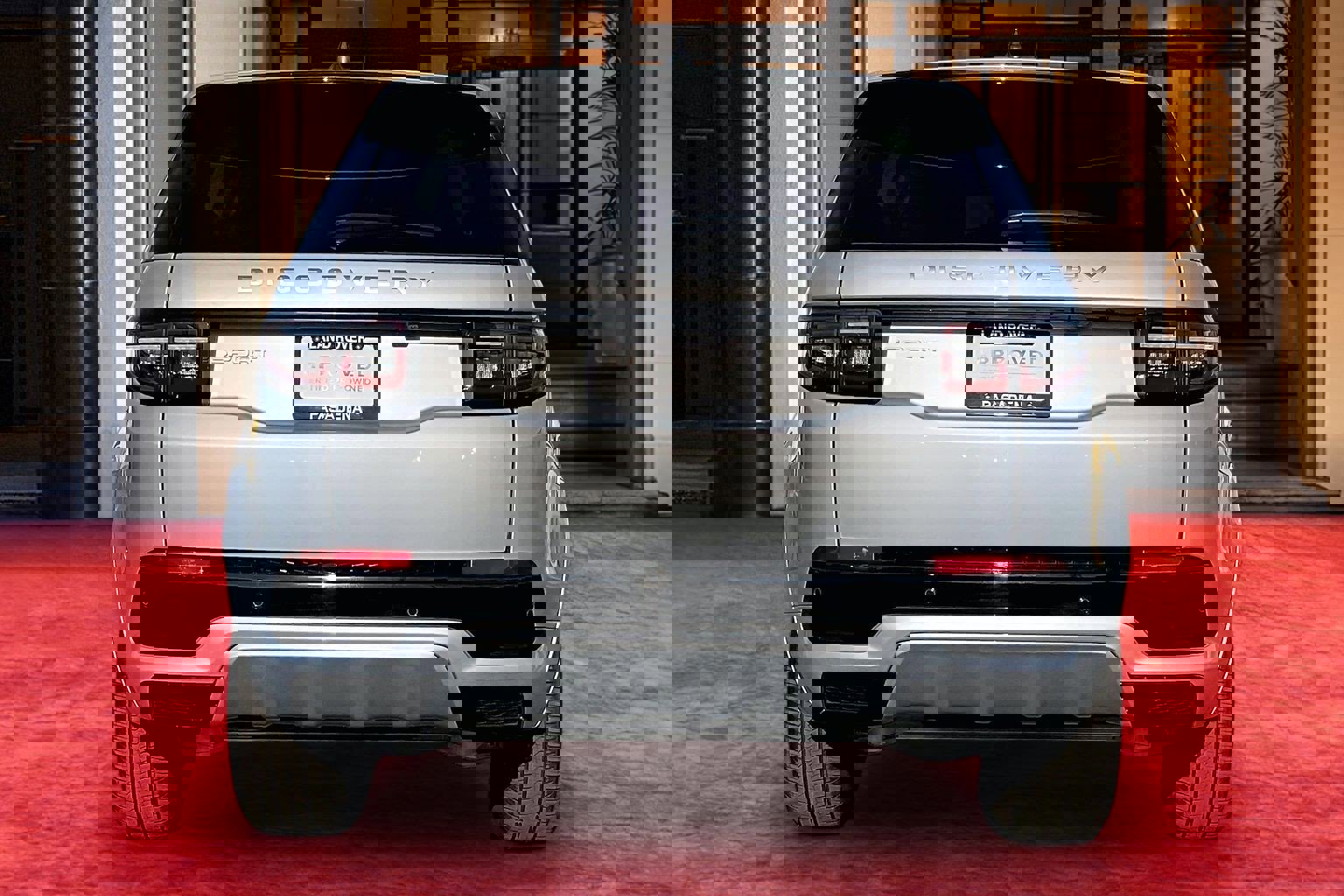 Used 2024 Land Rover Discovery Sport S AWD/4WD image 4