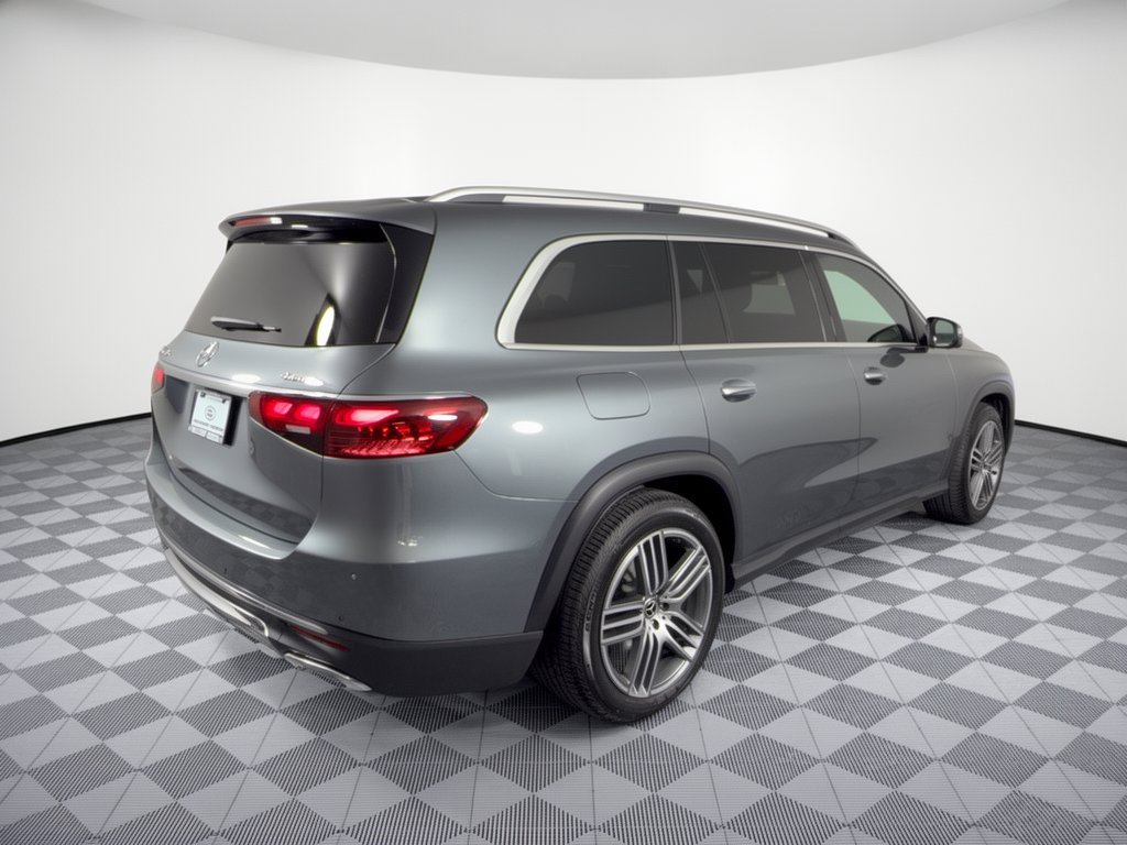 Used 2026 Mercedes-Benz GLS 450 4MATIC image 9