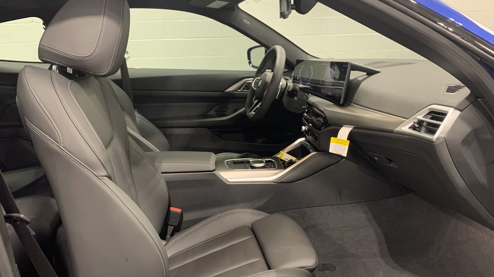 Used 2025 BMW 430i Coupe w/ M Sport Package RWD image 24