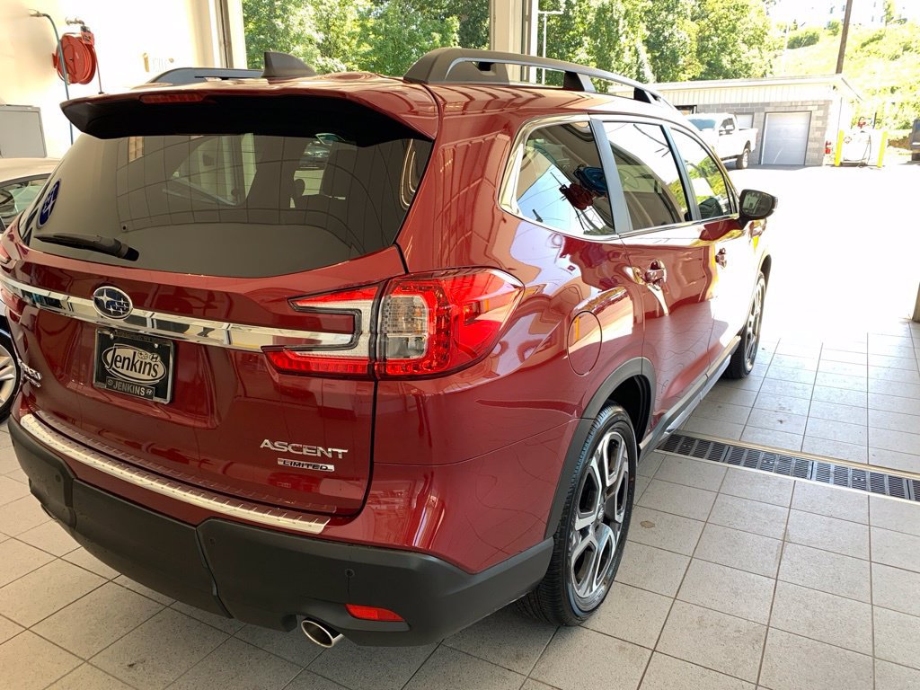 New 2026 Subaru Ascent Limited AWD/4WD image 18