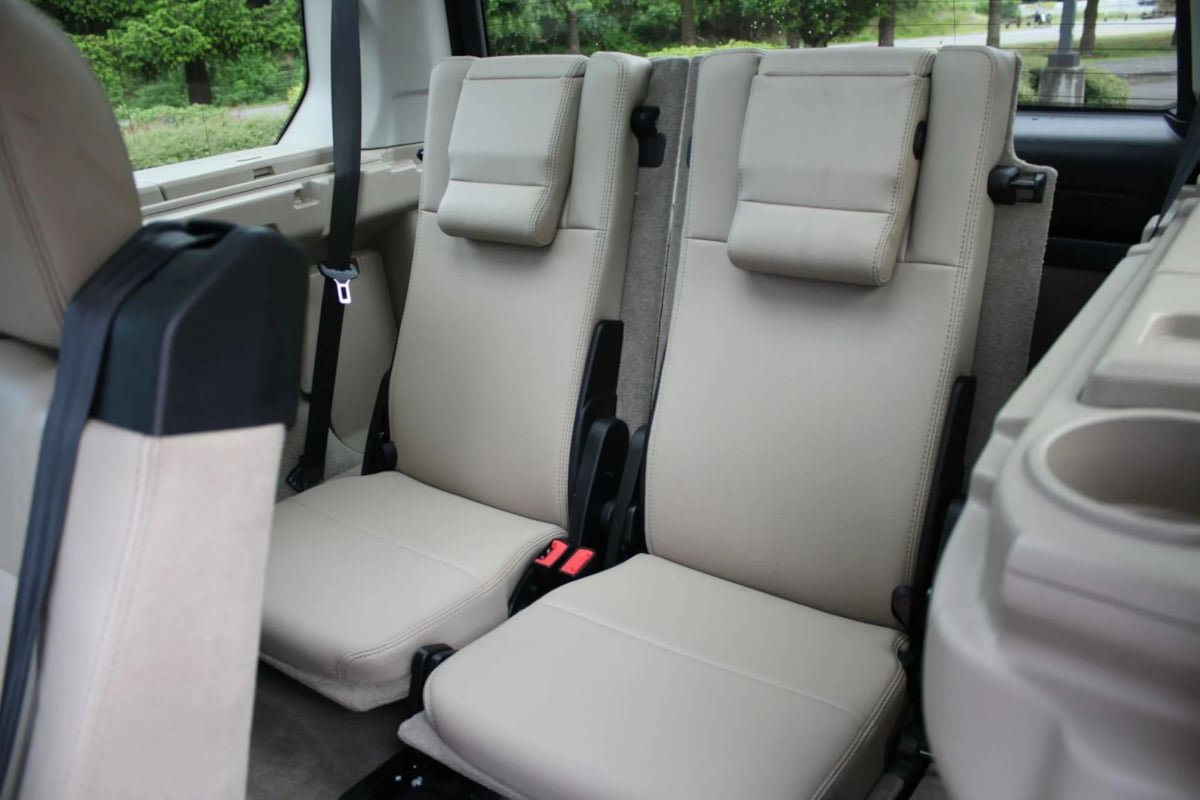 Used 2016 Land Rover LR4 HSE AWD/4WD image 23
