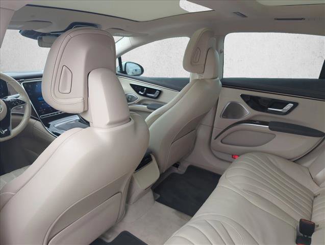 Used 2022 Mercedes-Benz EQS 450+ Sedan image 18