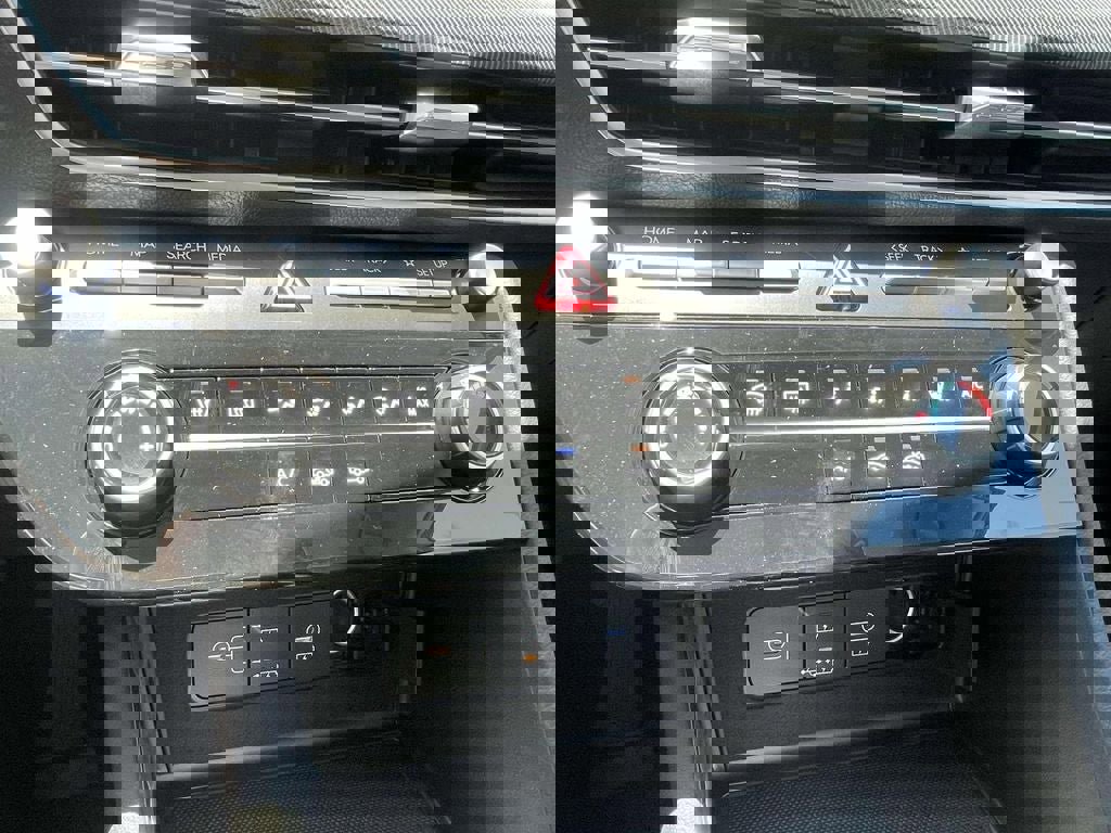 New 2025 Hyundai Sonata SE image 30