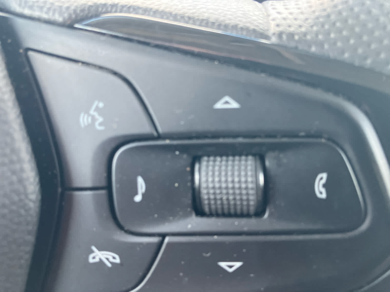 Used 2025 Chevrolet TrailBlazer LT FWD image 18