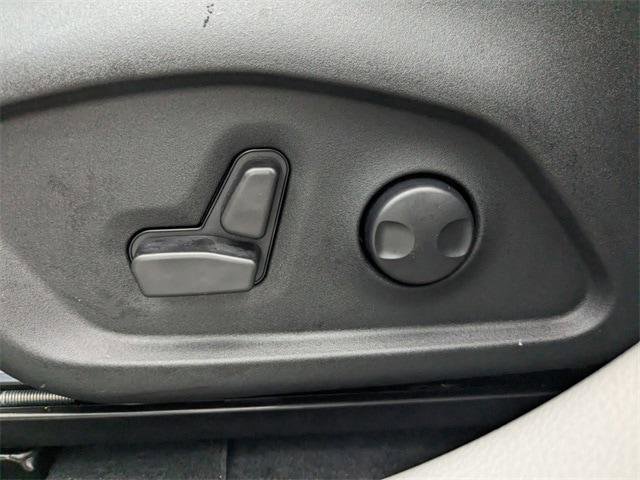 Certified 2023 Jeep Compass Limited AWD/4WD image 18