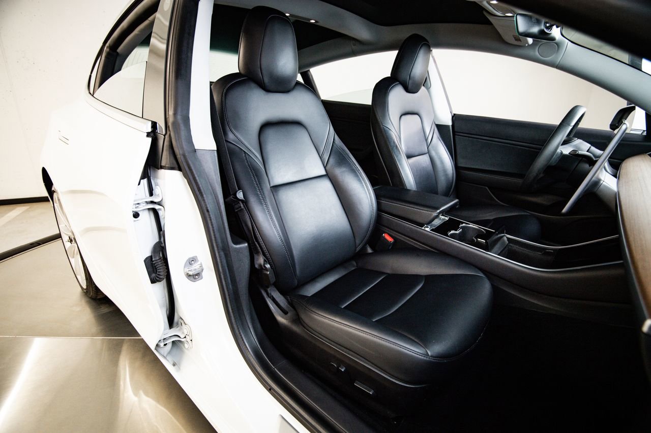 Used 2020 Tesla Model 3 Long Range image 28