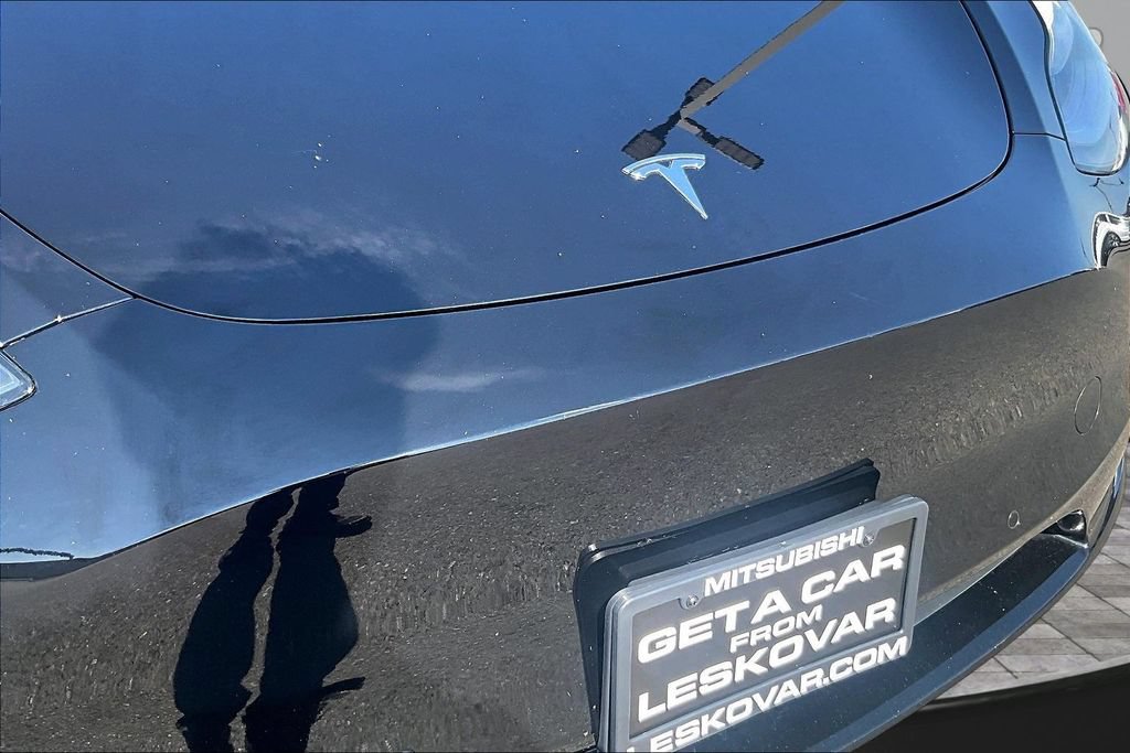 Used 2021 Tesla Model Y Long Range AWD/4WD image 28