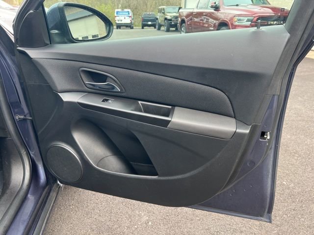 Used 2014 Chevrolet Cruze LT image 26