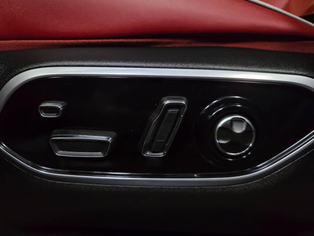 Used 2025 Jeep Wagoneer S Launch Edition AWD/4WD image 30
