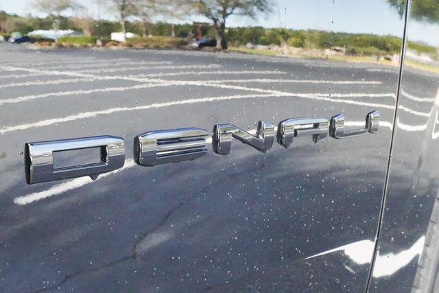 Used 2024 GMC Yukon Denali w/ Advanced Technology Package image 45