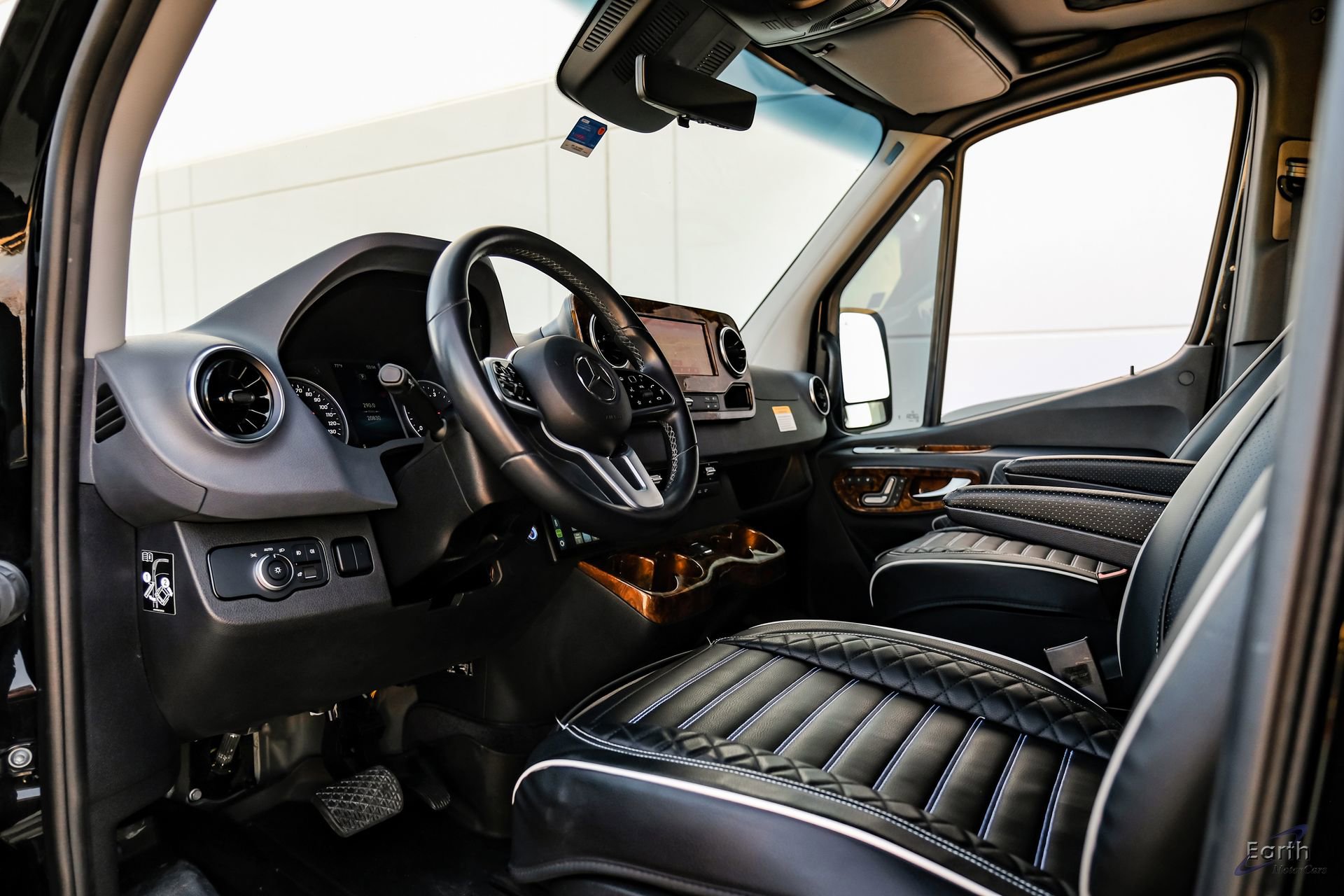 Used 2023 Mercedes-Benz Sprinter 3500 image 37