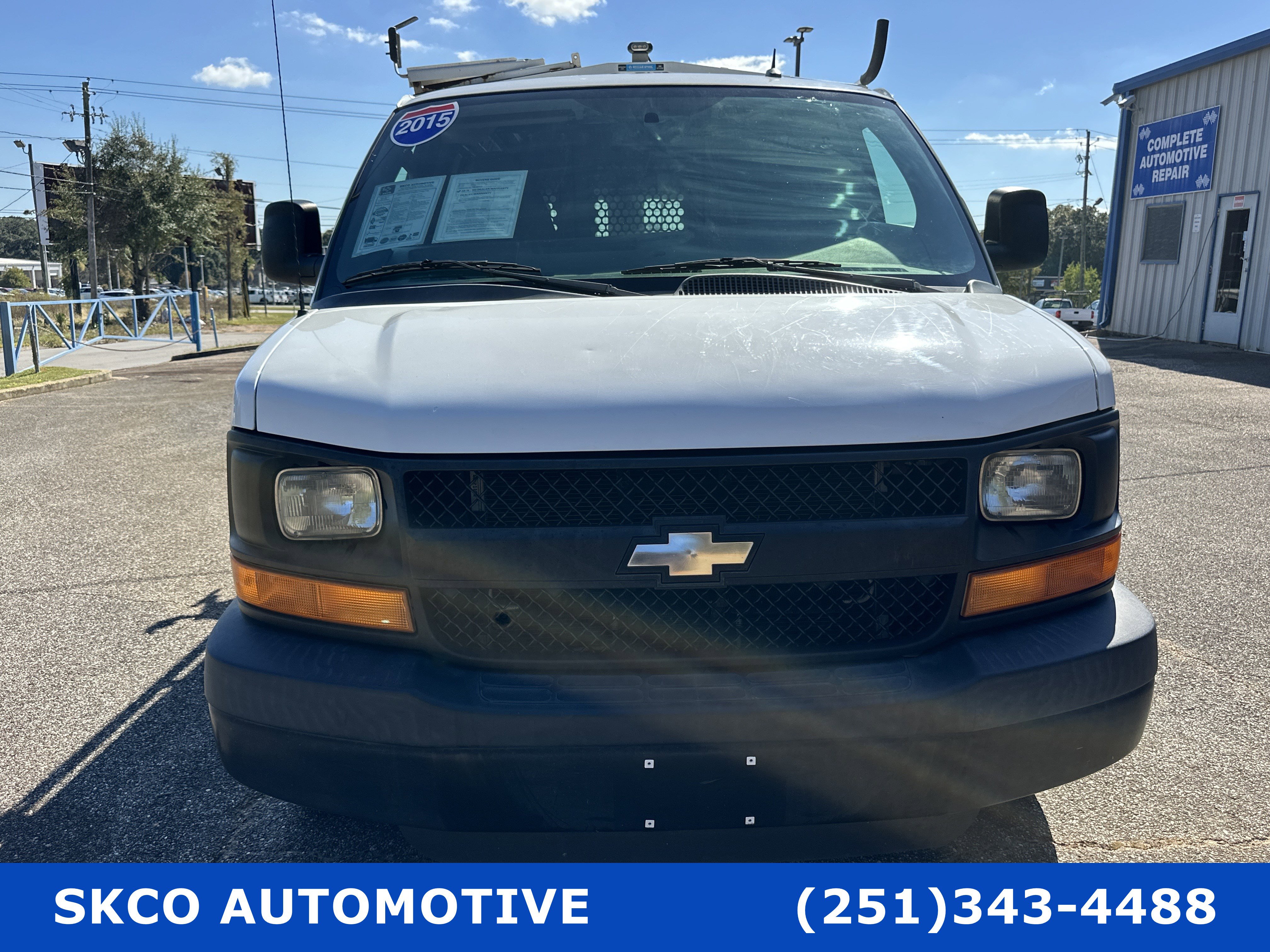 Used 2015 Chevrolet Express 2500 image 32