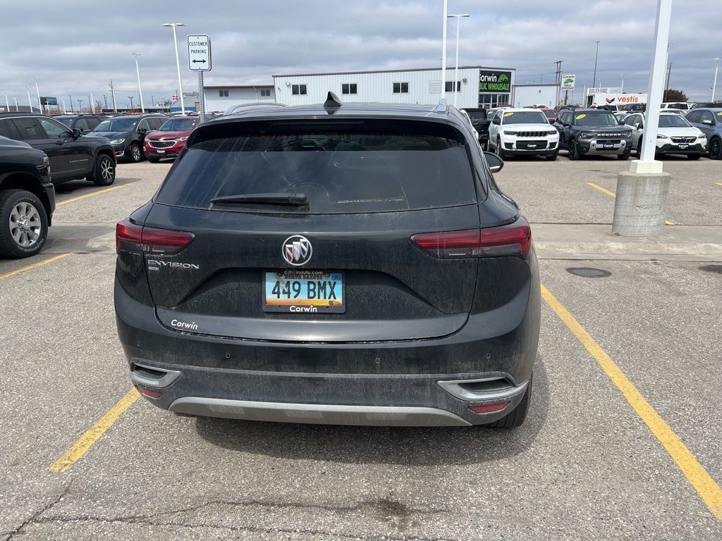 Used 2023 Buick Envision Essence image 3