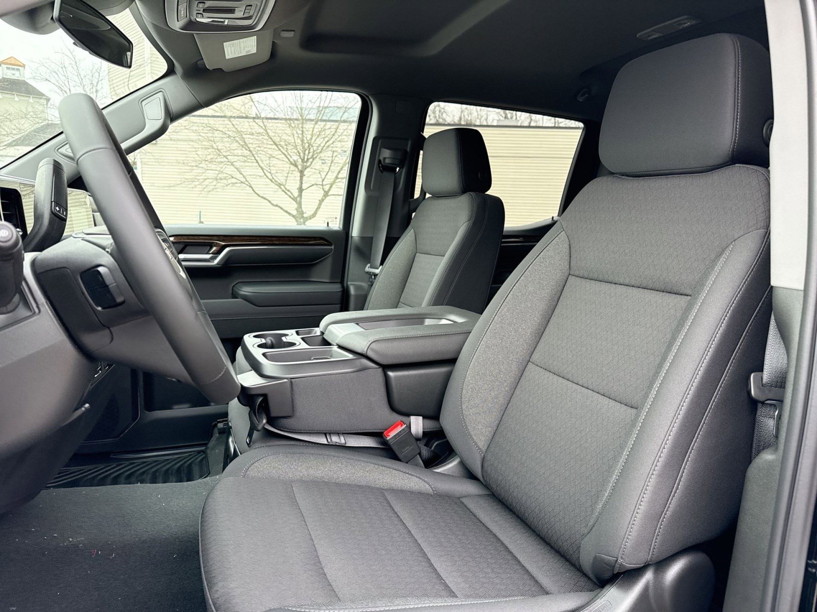 New 2026 GMC Sierra 1500 SLE w/ Preferred Package image 13