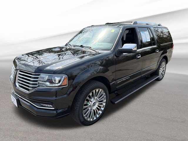 Used 2017 Lincoln Navigator L Reserve image 3