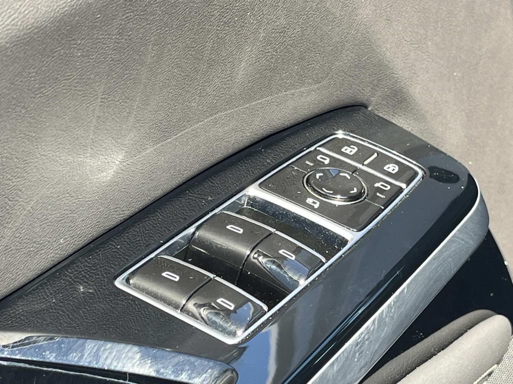 Certified 2025 Cadillac Escalade Sport AWD/4WD image 73