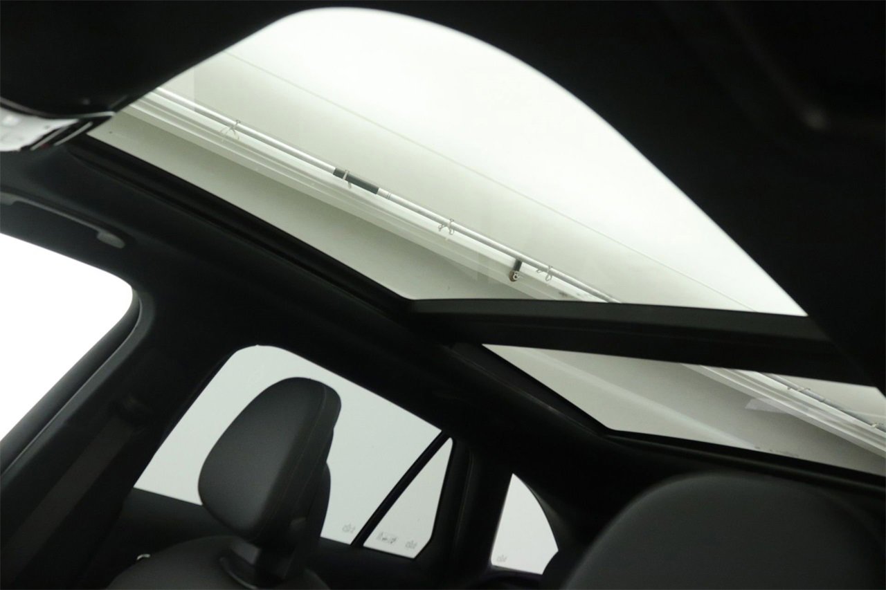 New 2026 Mercedes-Benz GLC 300 image 15