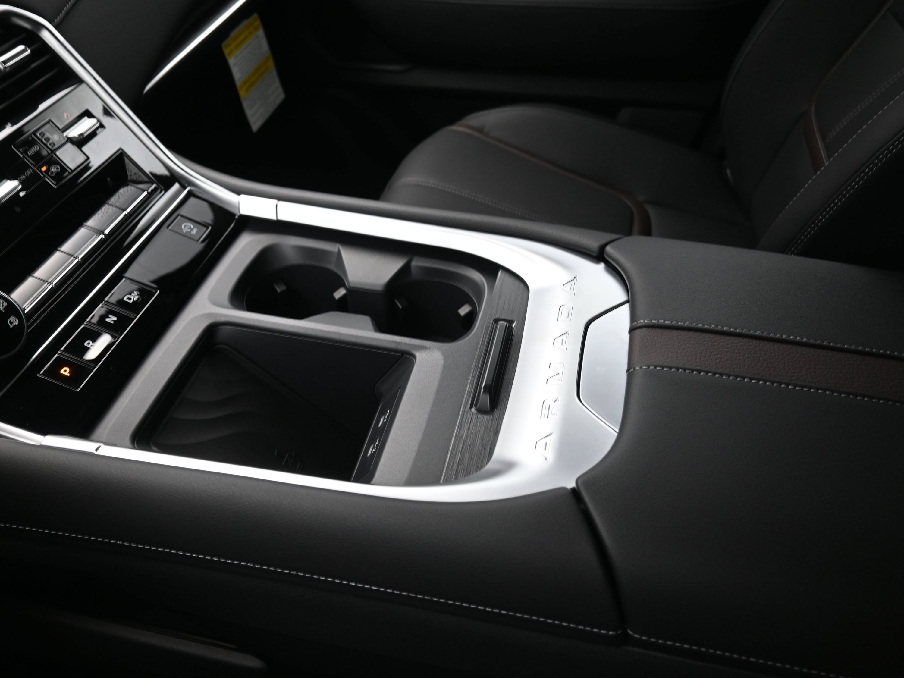 New 2025 Nissan Armada SL image 12