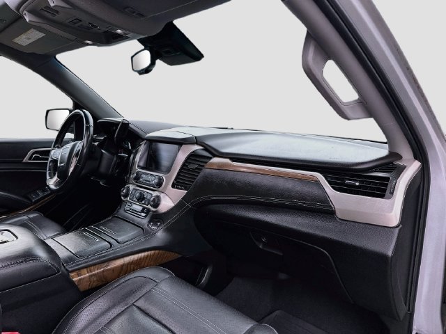 Used 2019 GMC Yukon XL Denali w/ Denali Ultimate Package AWD/4WD image 33