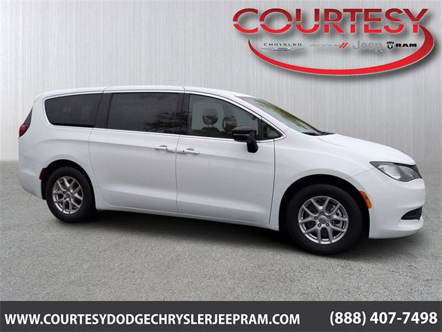 New 2025 Chrysler Voyager LX image 1