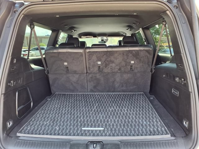 Used 2024 Jeep Wagoneer L Series II w/ Flexible Seating Group RWD image 13