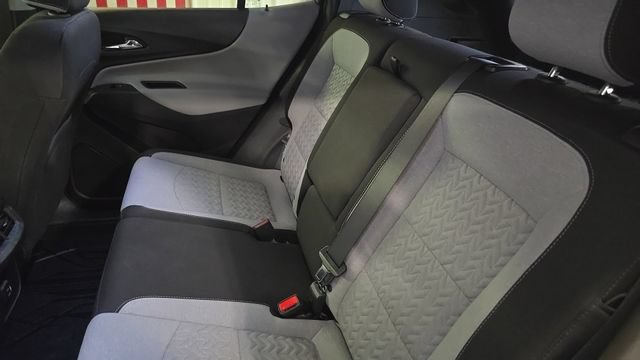 Used 2022 Chevrolet Equinox LT AWD/4WD image 17