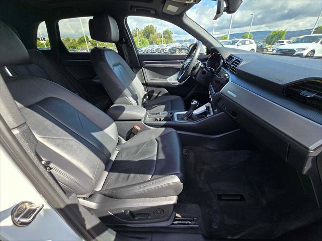 Used 2025 Audi Q3 2.0T Premium w/ Convenience Package AWD/4WD image 12