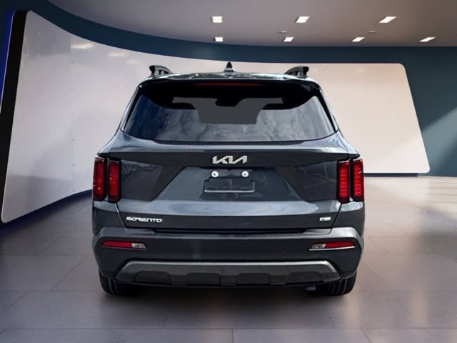 Certified 2023 Kia Sorento X-Line EX AWD/4WD image 4