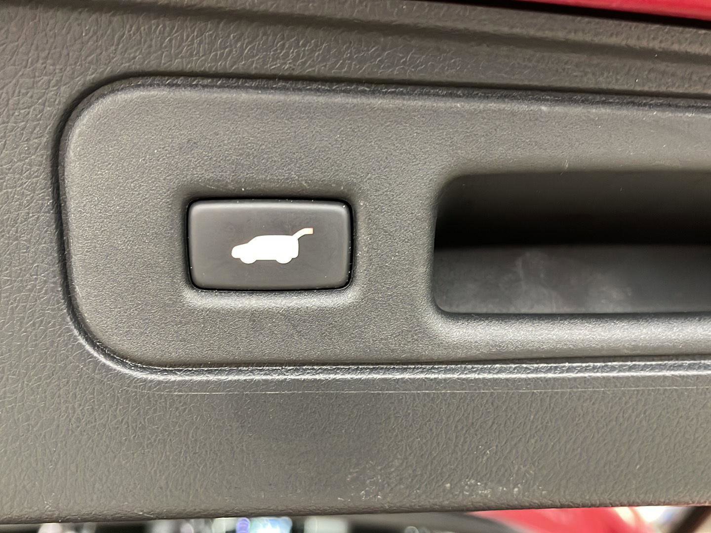 Used 2023 Honda Passport EX-L image 8