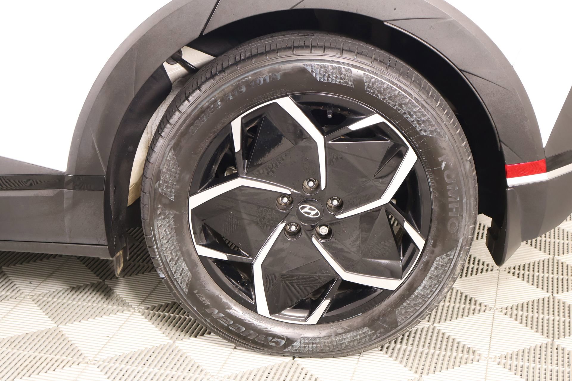 Used 2023 Hyundai Ioniq 5 SEL RWD image 19