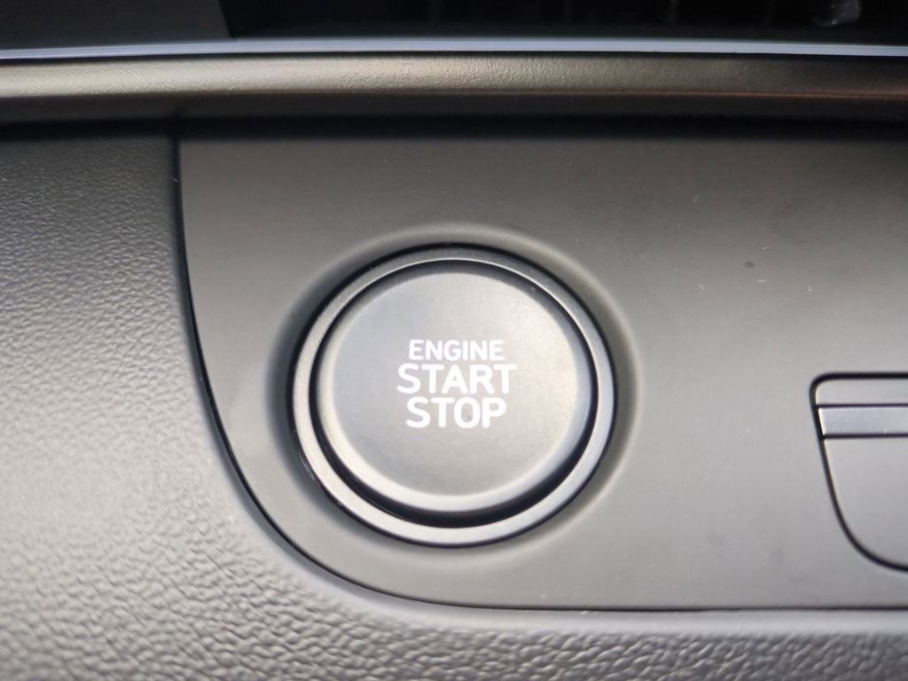 New 2026 Hyundai Elantra Sport w/ Cargo Package image 33