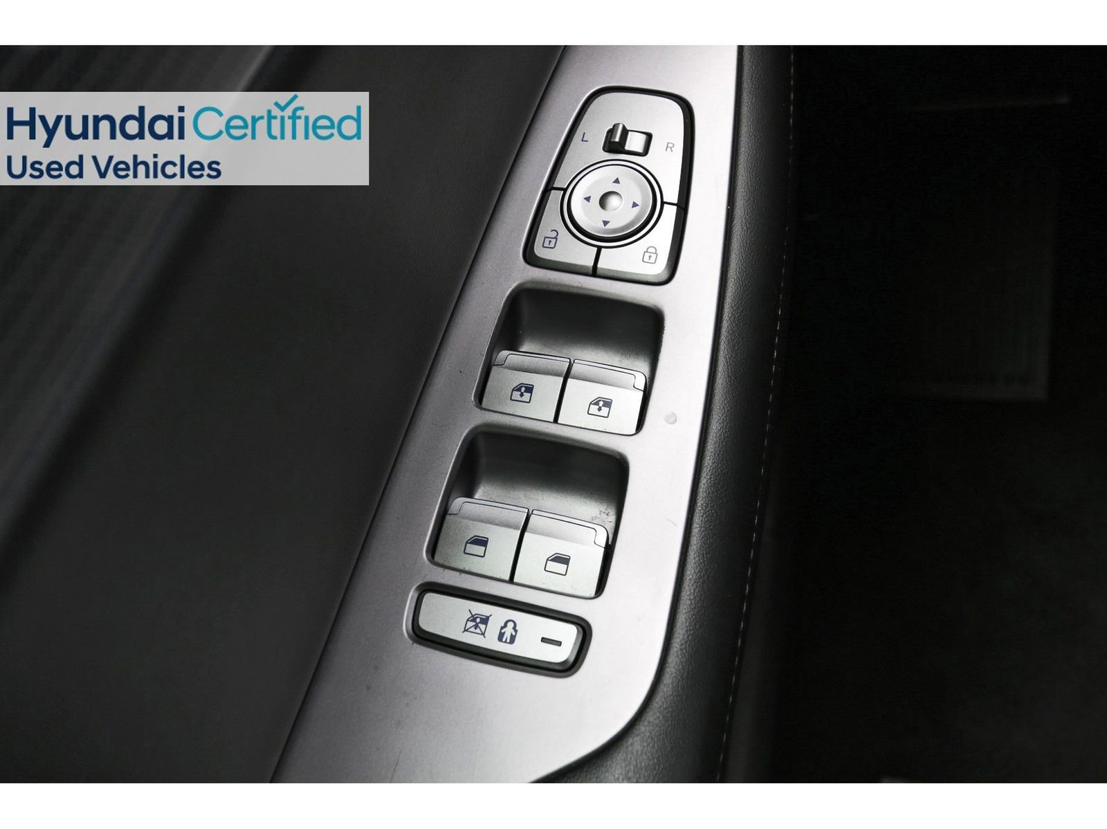 Used 2024 Hyundai Palisade Limited image 24