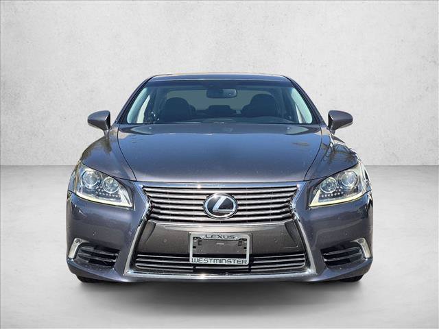 Used 2015 Lexus LS 460 w/ Comfort Package RWD image 2
