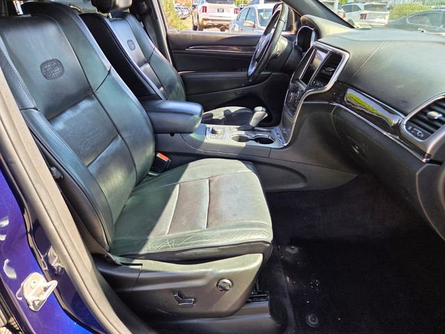 Used 2018 Jeep Grand Cherokee Overland AWD/4WD image 15