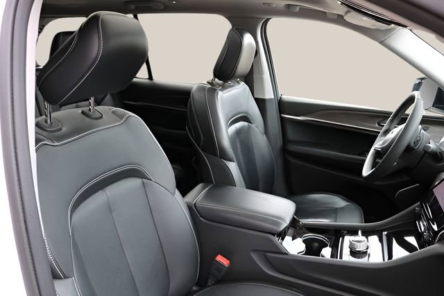 Used 2022 Jeep Grand Cherokee Limited 4xe image 21