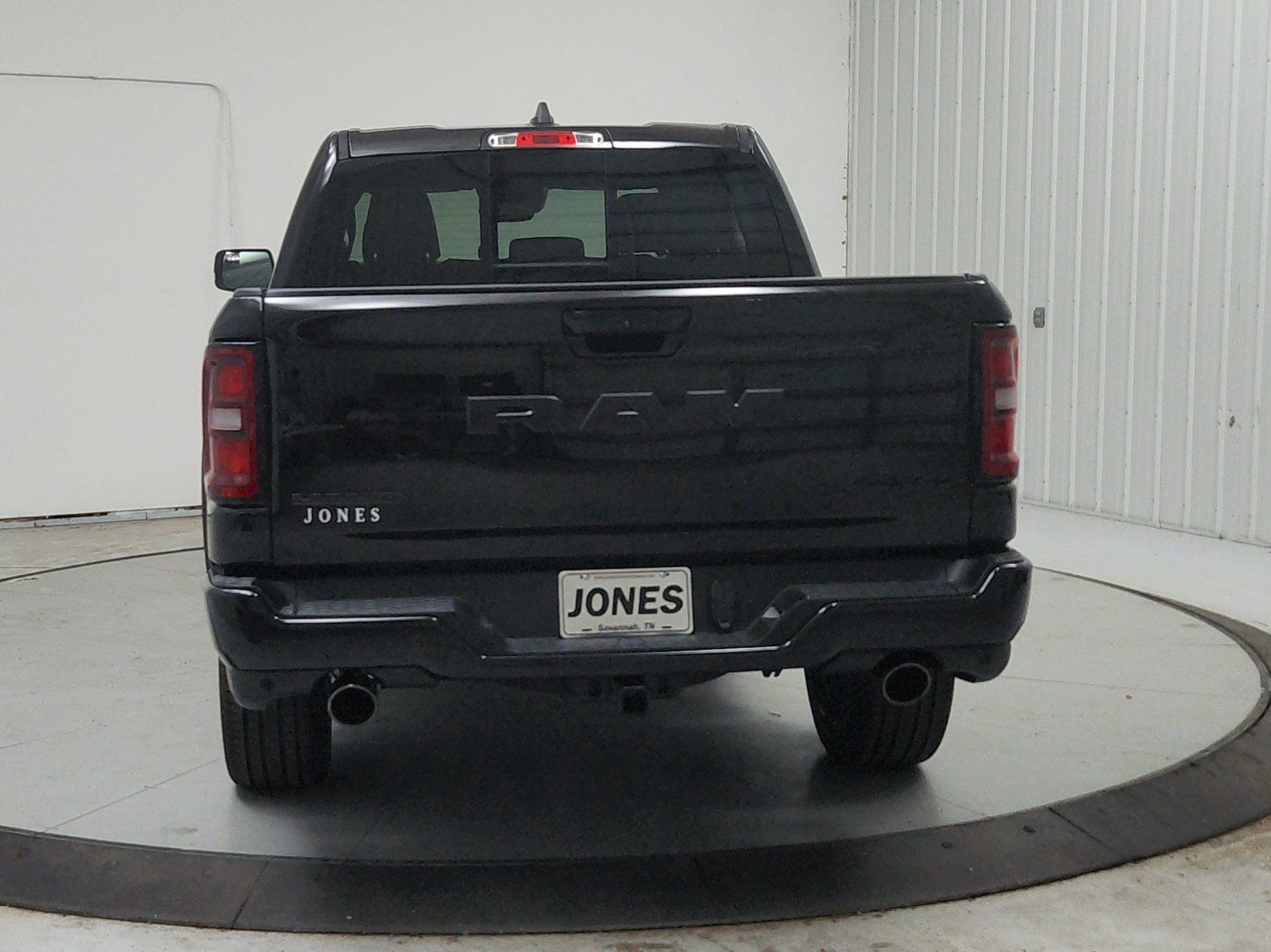 New 2026 RAM 1500 Laramie w/ Night Edition AWD/4WD image 7