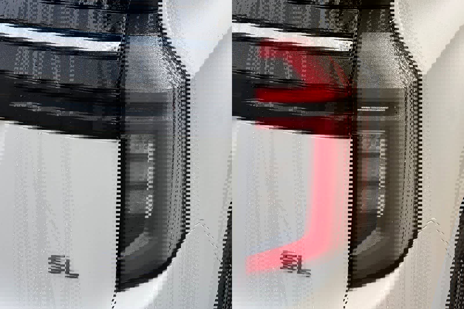 New 2026 Nissan Armada SL w/ Captain's Chari Seat Package image 37